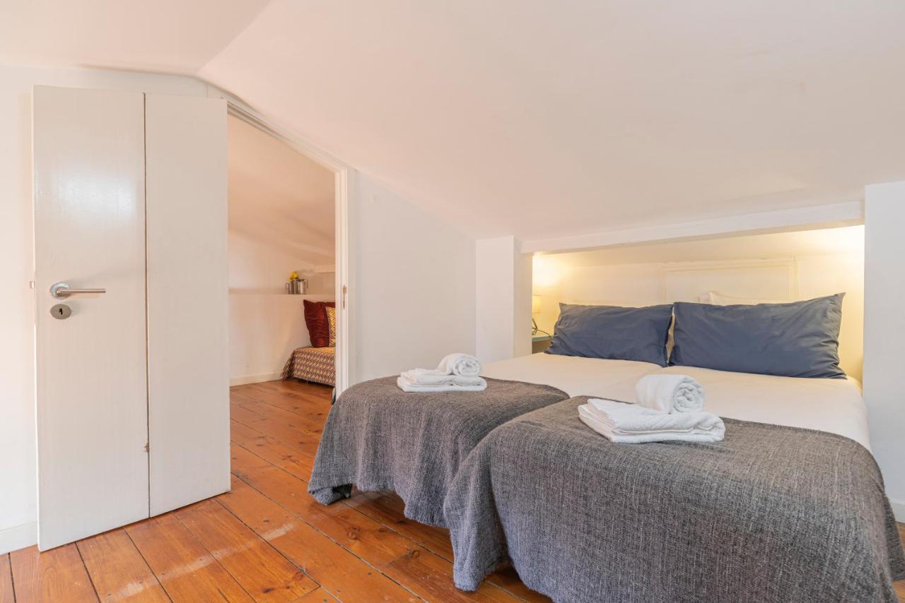 Alfama 2Bdr Duplex Apartment W/ Balcony By Lovelystay Lisboa Exteriér fotografie
