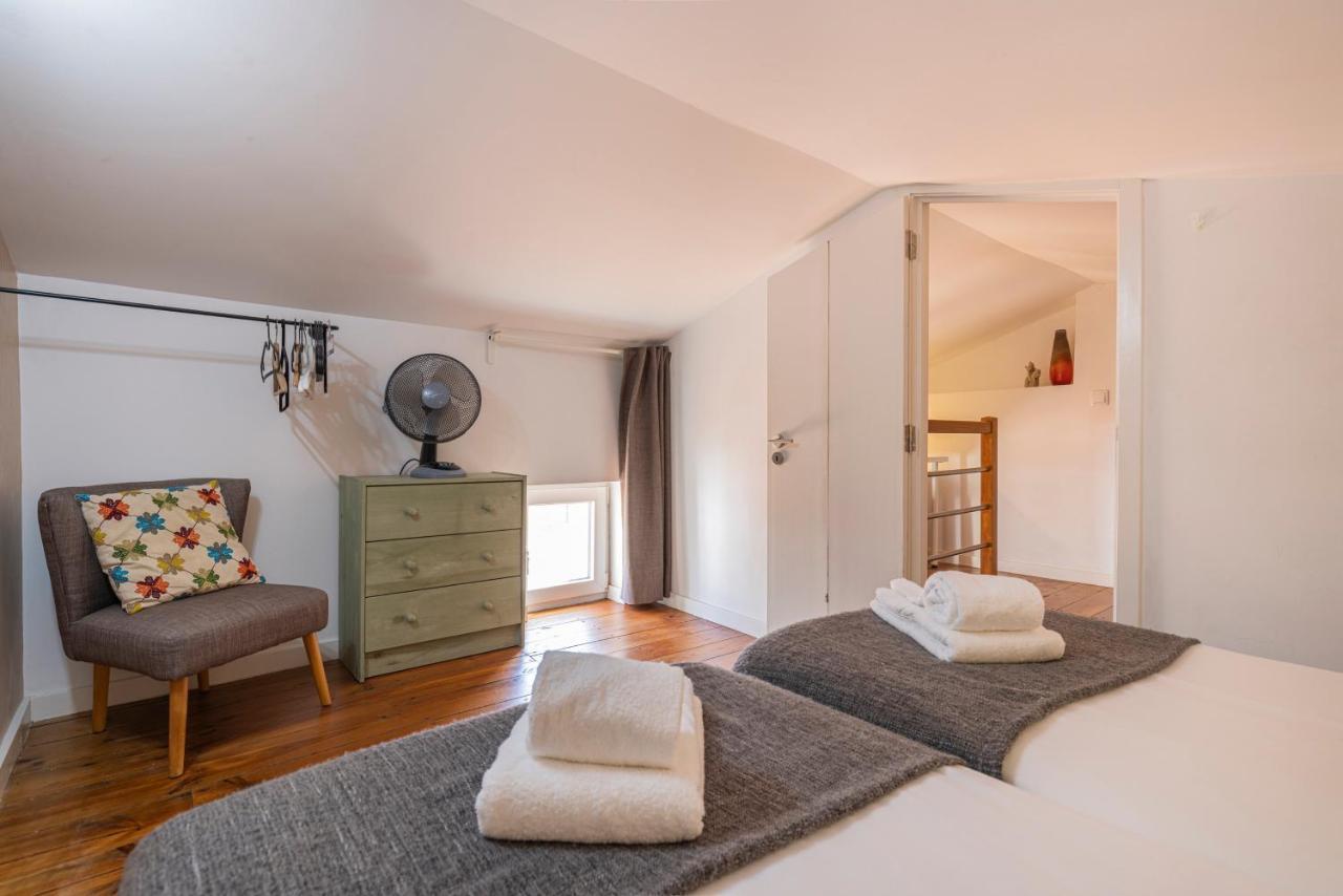 Alfama 2Bdr Duplex Apartment W/ Balcony By Lovelystay Lisboa Exteriér fotografie
