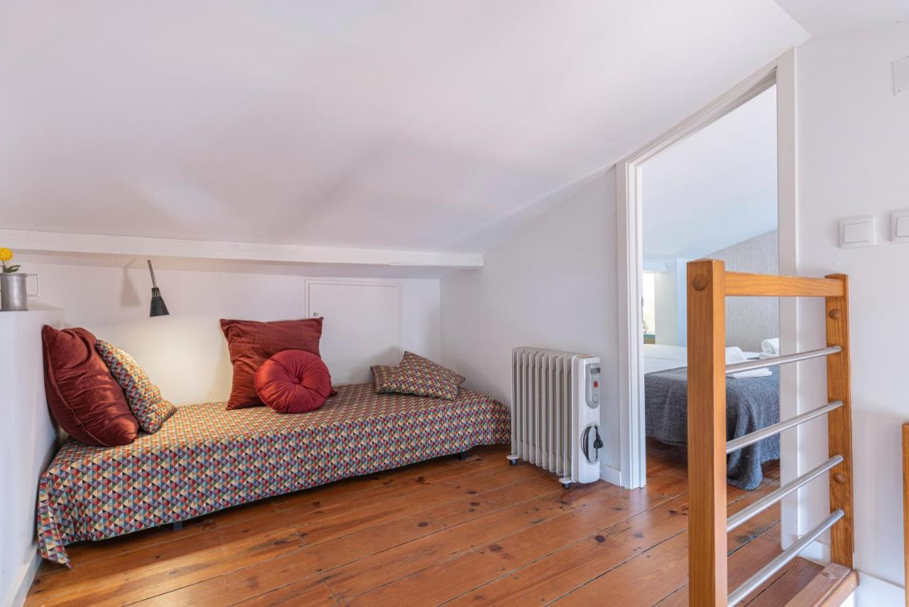 Alfama 2Bdr Duplex Apartment W/ Balcony By Lovelystay Lisboa Exteriér fotografie